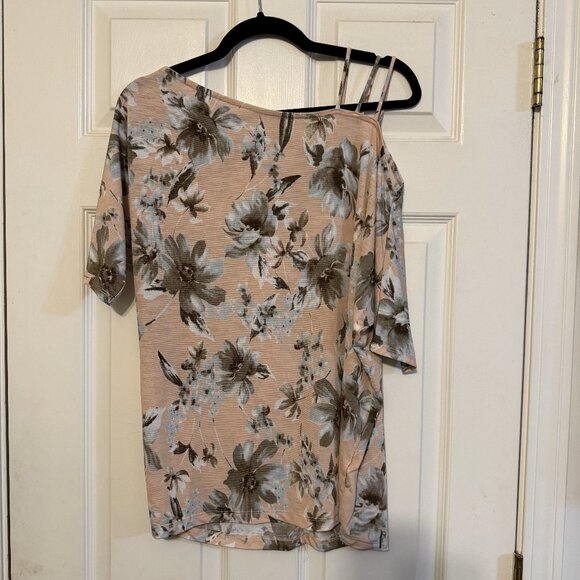 White Birch Pink Floral One-Shoulder Top – Size Small, NWT, Feminine & Flowy - Picture 1 of 5
